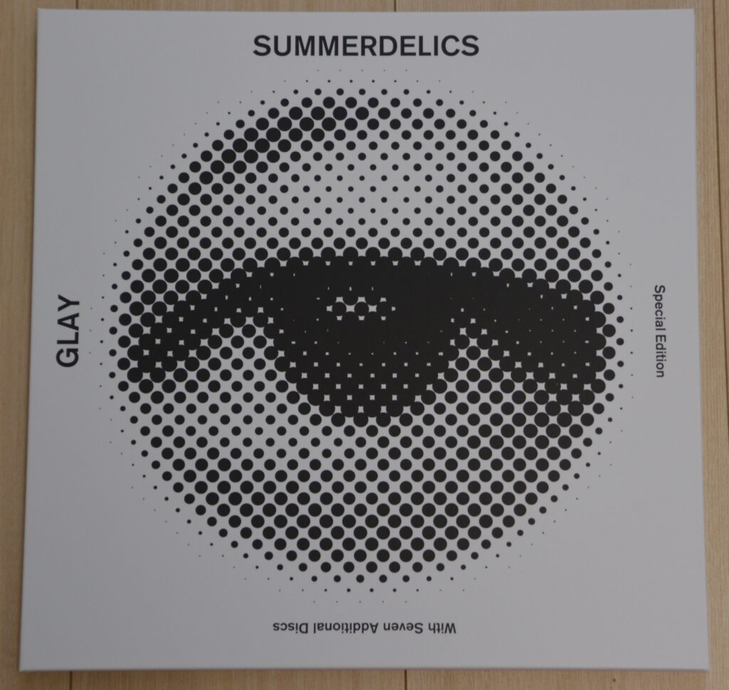GLAYの24800円の限定版ニューアルバムSUMMERDELICSが届いた！